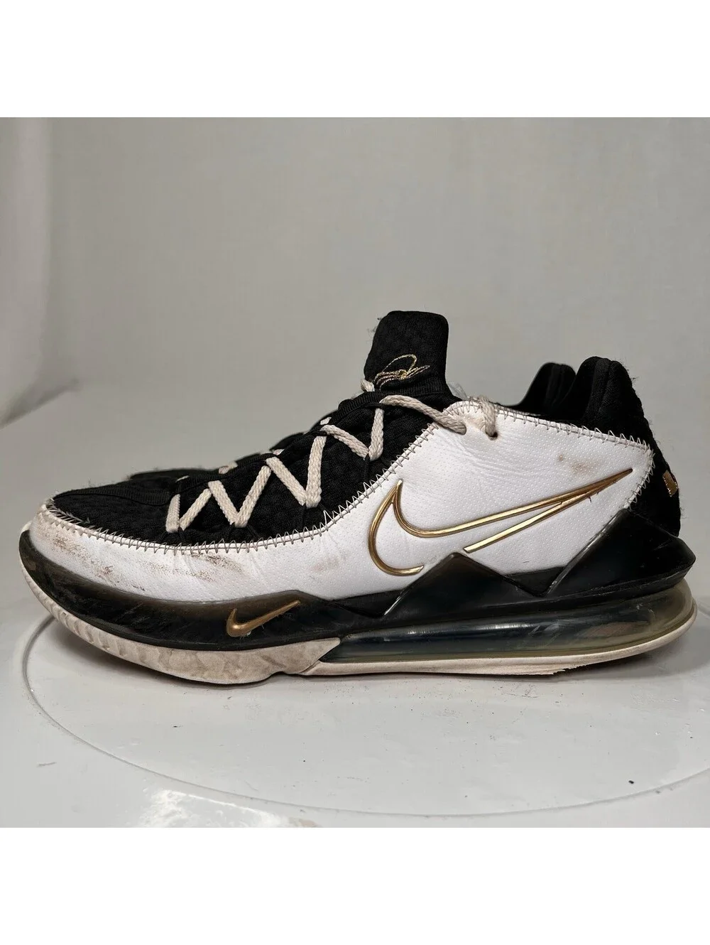 Nike LeBron 17 Low Black White Gold Basketball Shoes Men's Size 10